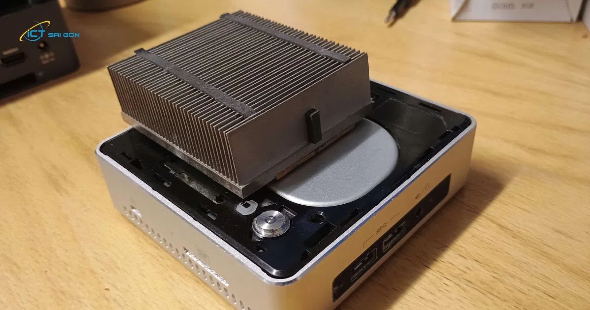 cac-buoc-xu-ly-khi-mini-pc-bi-nong-va-on