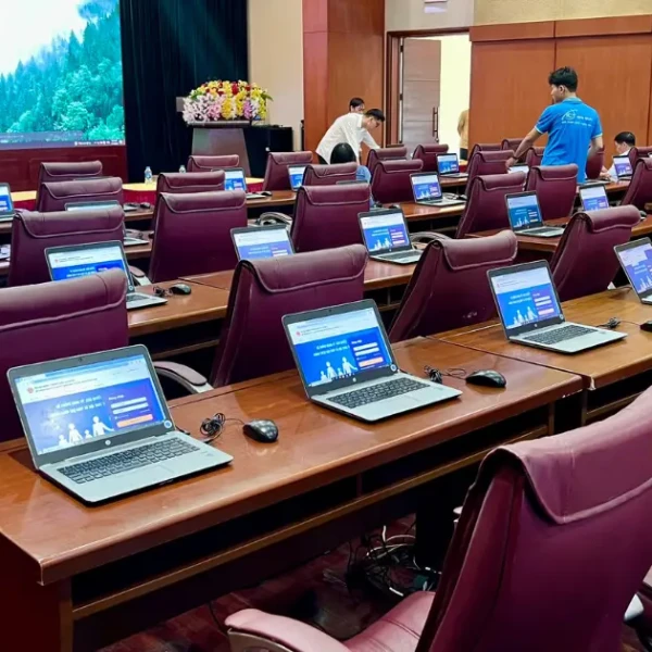 Hội nghị — 40 máy đồng bộ