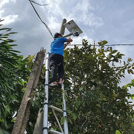 lap-camera-ngoai-troi-o-do-cao-phu-hop