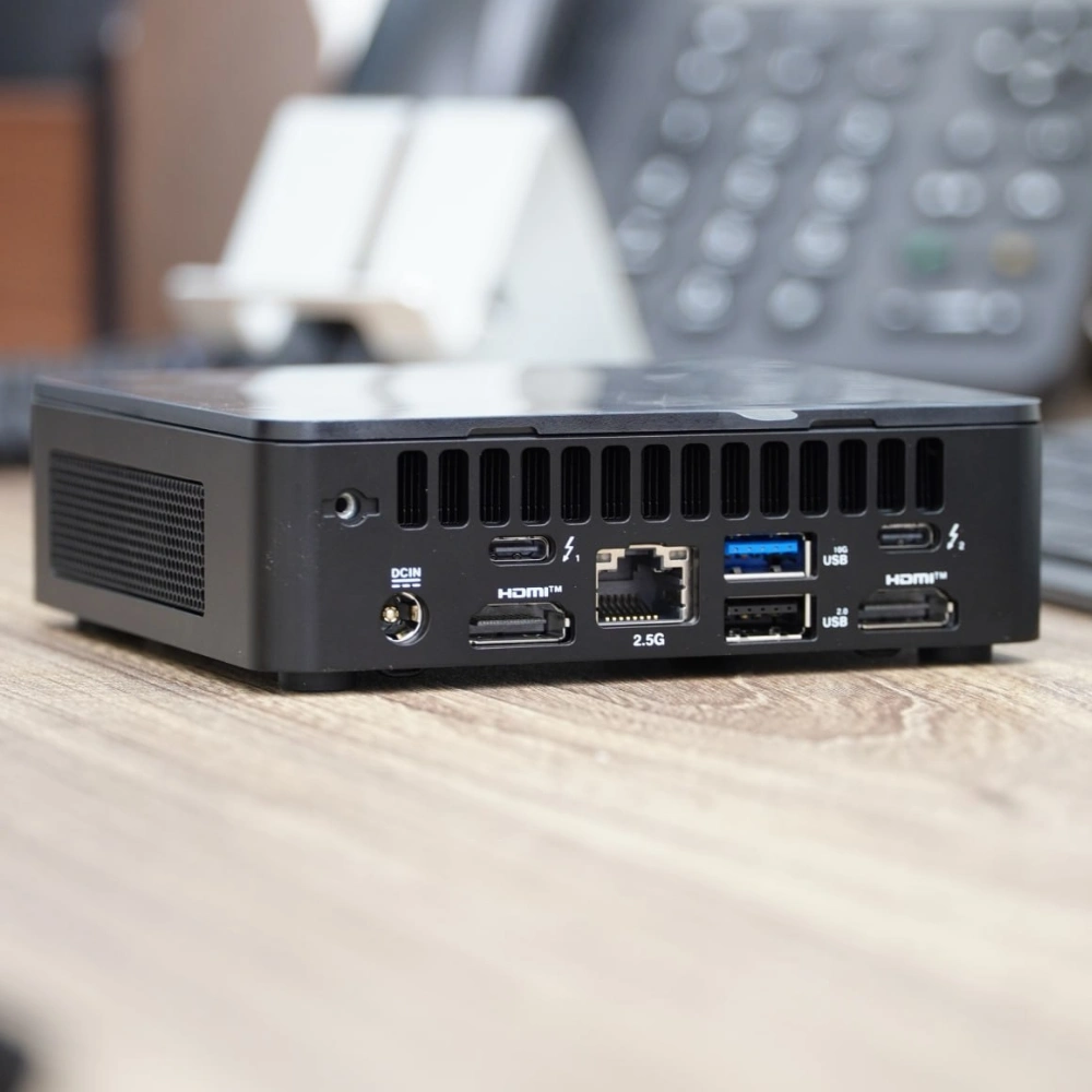 Mini PC Asus NUC 13 Pro Slim RNUC13ANKH500000I / Core i5-13420H / 2xDDR4-3200 / 3xNVMe, SATA (Barebone)