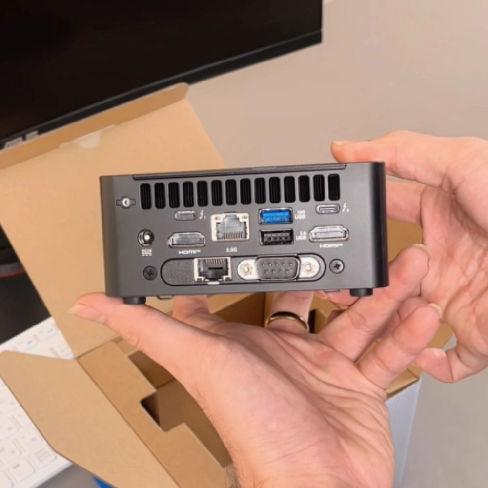 Máy Tính Công Nghiệp Asus NUC 15 Pro Tall (Dual LAN/COM) - Core 5 120U/RAM DDR5-6400/SSD NVMe/Xuất hình: HDMI/Thunderbol