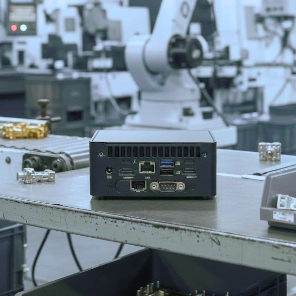 Máy Tính Công Nghiệp Asus NUC 15 Pro Tall (Dual LAN/COM) - U7 255H/SSD NVMe/WiFi 7/Kết nối 4 màn hình 4K (Barebone)