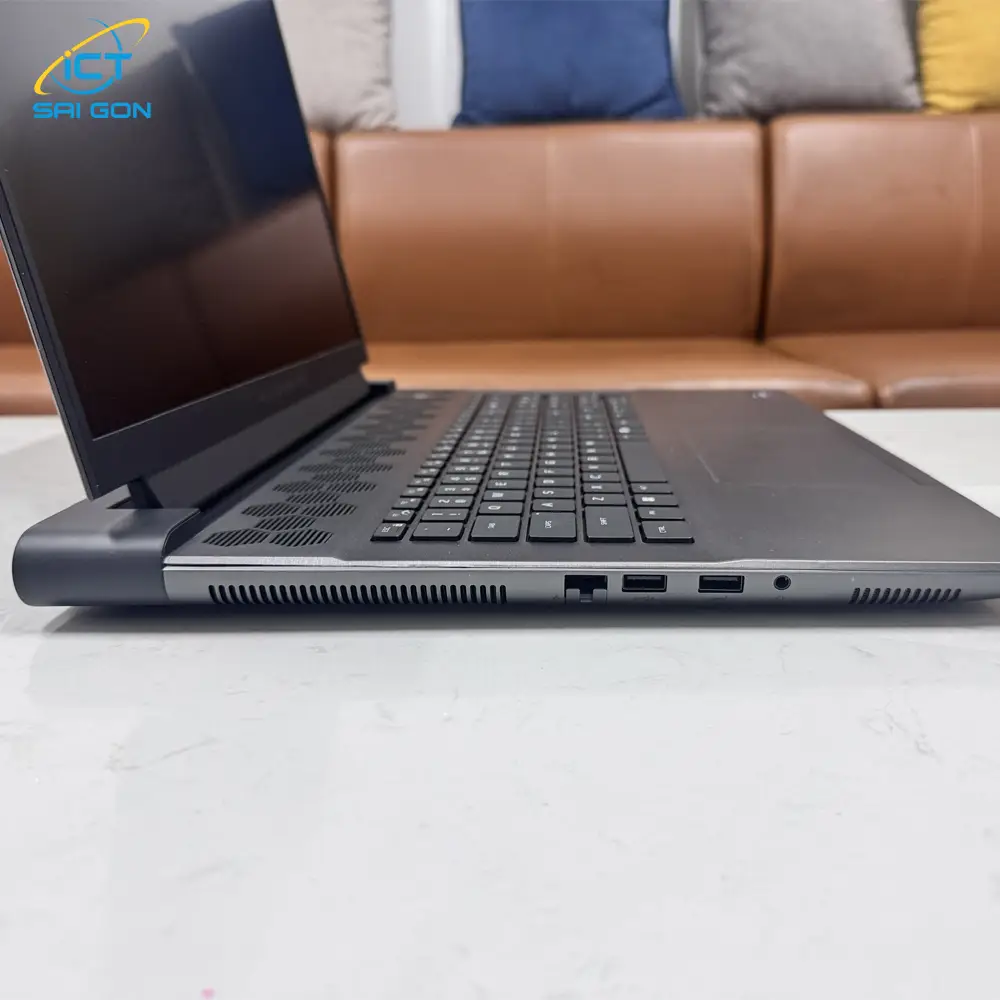 Cho thuê laptop Dell Alienware M18 R2 Core I9-14900HX/ Ram 32GB RAM/ SSD 1TB/ VGA 4070 8GB/ LCD 18.0″QHD 165Hz