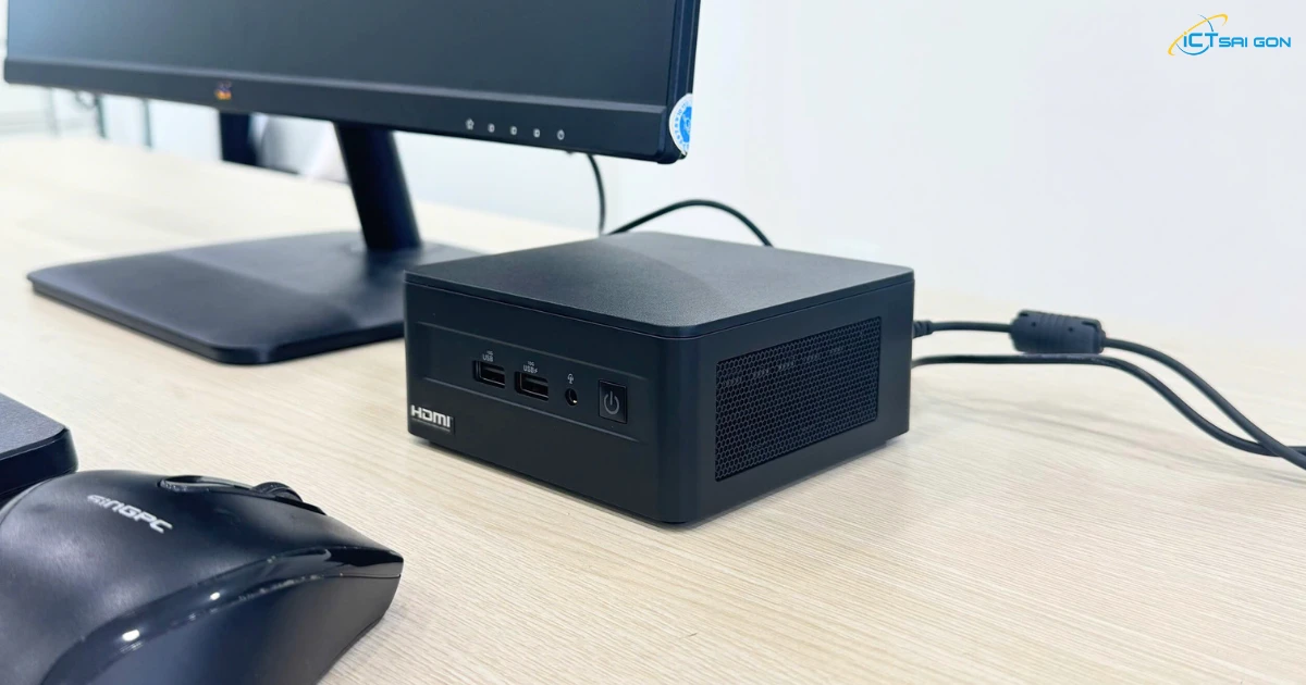 RNUC13ANHI300000I content 4