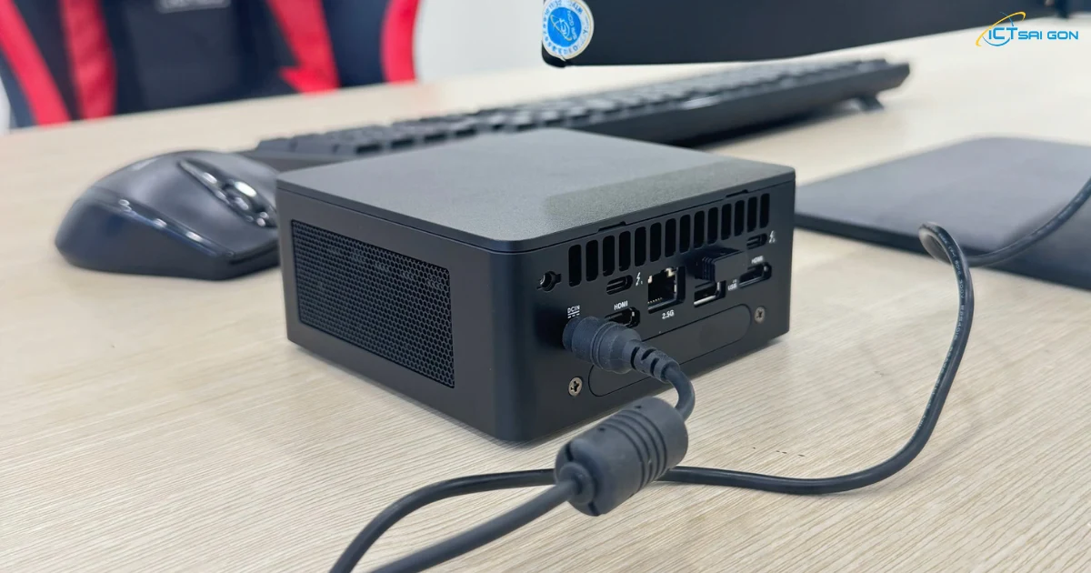 RNUC13ANHI300000I content 5